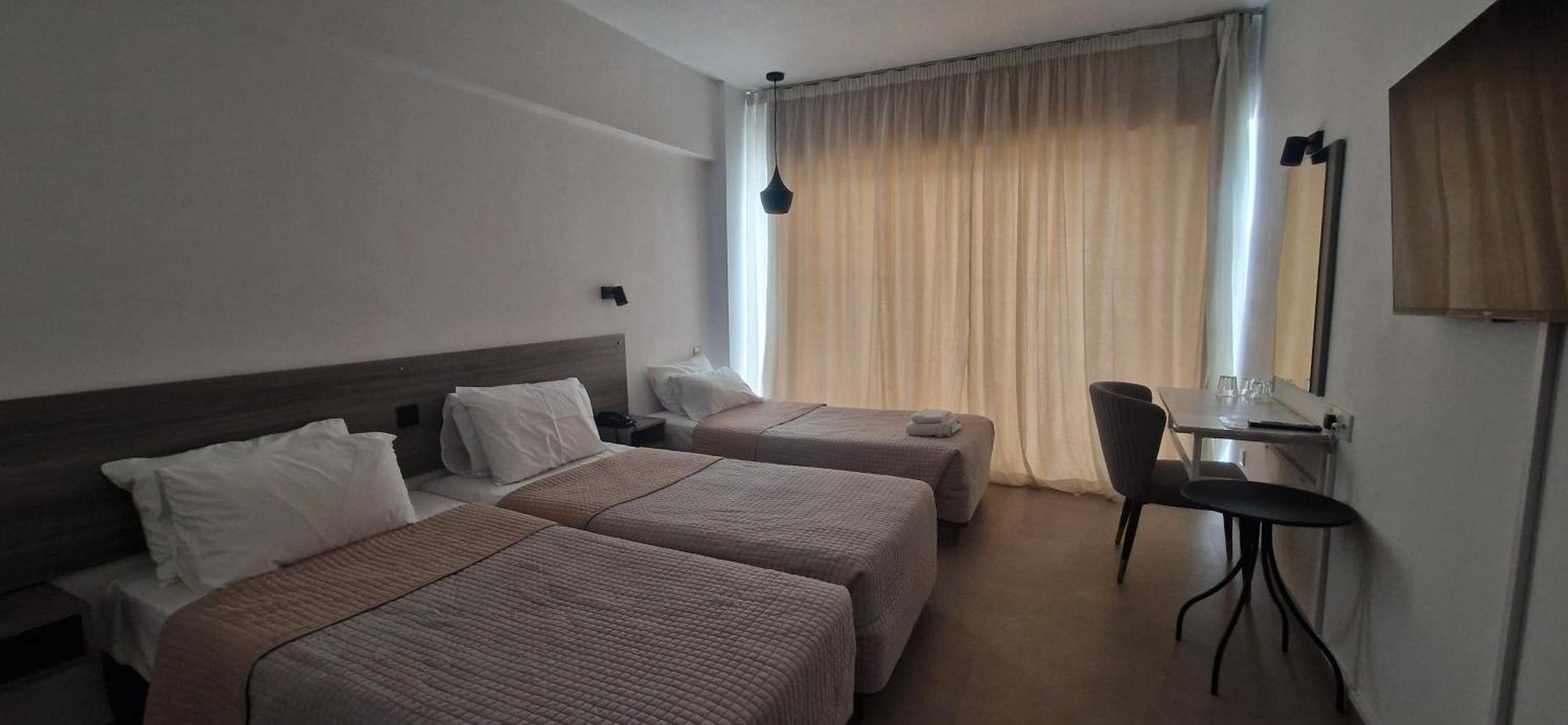 Navarria Blue Hotel Limassol Exterior photo